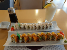 Sushi Itto food