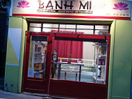 Banh mi vietnam inside