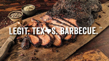 Dickey's Barbecue Pit food