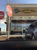 Tropical Smoothie Cafe outside