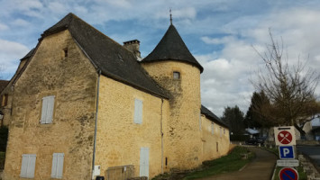 La Vieille Auberge outside