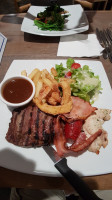 Gaythorne RSL food