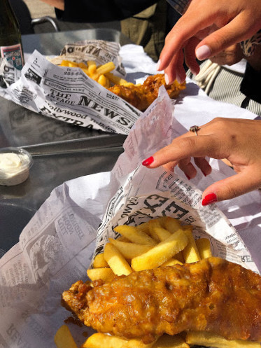 Fish 'n' Chips Udenfor