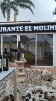 El Molinet outside