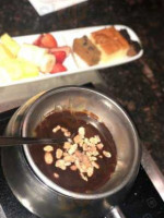 The Melting Pot food