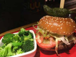 Red Robin Gourmet Burgers And Brews food