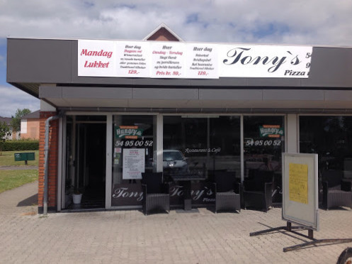 Tony's Udenfor
