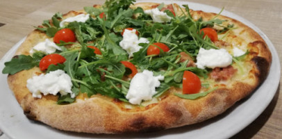 Leopark Pizzeria food