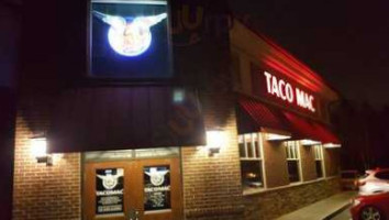 Taco Mac inside