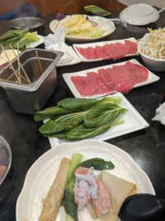 Gom Shabu Shabu food