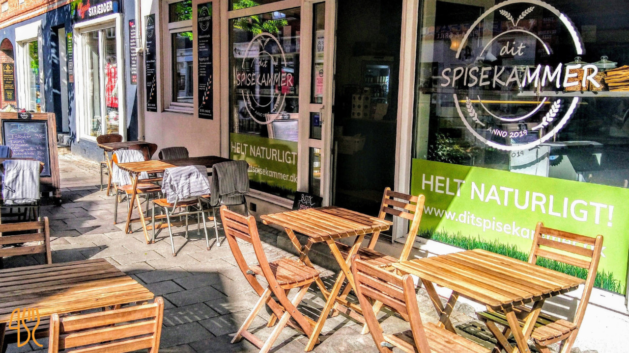 Dit Spisekammer Inde