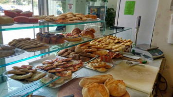 Gli Artigiani Del Pane food