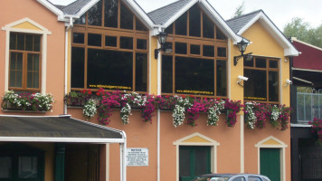 The Abbey Lodge food