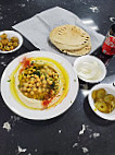 Hummus Achla food