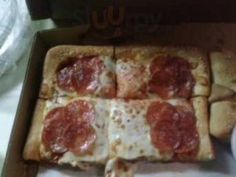 Pizza Hut food