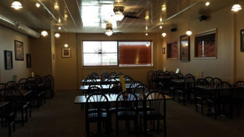 Maria's Pizza In Amboy inside