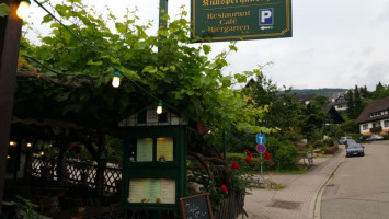 Knusperhäuschen Und Café outside