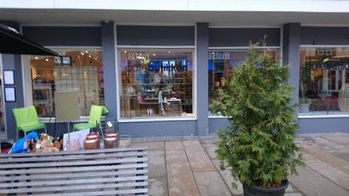 Cafe Willy Udenfor