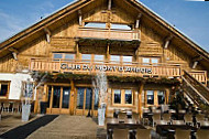 Club Du Mont D'arbois outside