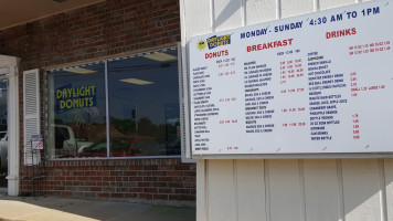 Daylight Donuts outside