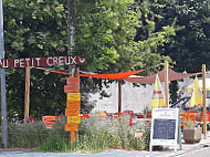 Au Petit Creux outside