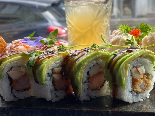 Bluefin Sushi Gin Udenfor