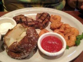 Logan's Roadhouse food