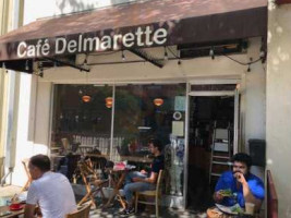 Cafe Delmarette inside