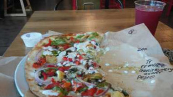 Mod Pizza food