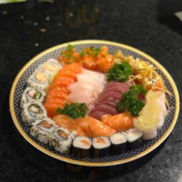 Tenshi Sushi Boteco food