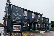 The Millhouse Pub outside