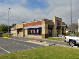 Taco Bell outside