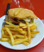 Tomate Burger food