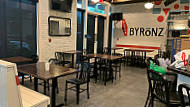 Bistro Byronz Willow Grove inside