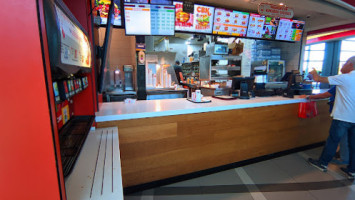 Burger King Forum Almada inside