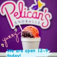 Pelican's Snoballs outside