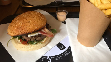 L'Atelier du Burger food