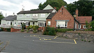 The Robin Hood- Droitwich outside