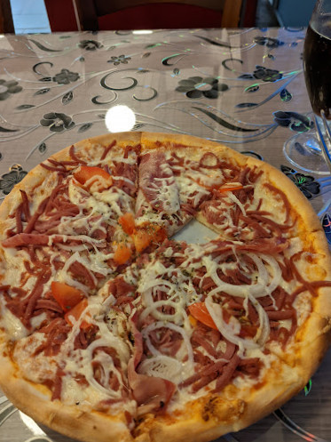 Pizza Planet Udenfor