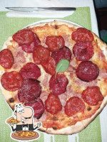 Pizzaria O Renato food