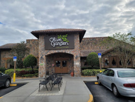 Olive Garden Vero Beach outside