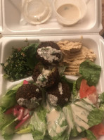 Fordee's Falafel Deli food