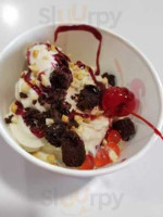 Swirled Frozen Yogurt food