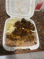 Dougie's Jamaican Cuisine food