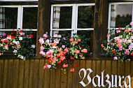 Gasthaus Valzurg outside