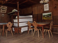 Gasthaus Noafer inside