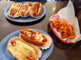 Savana's Gourmet Hotdogs &sausages food