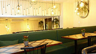 Los Hermanos Cerveseria inside