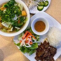 Phô-ever Vietnamese Cuisine food