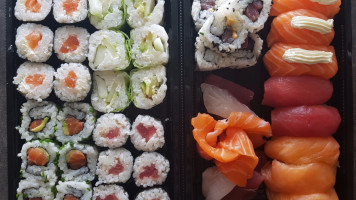 Ici Sushi Saint-Andre food